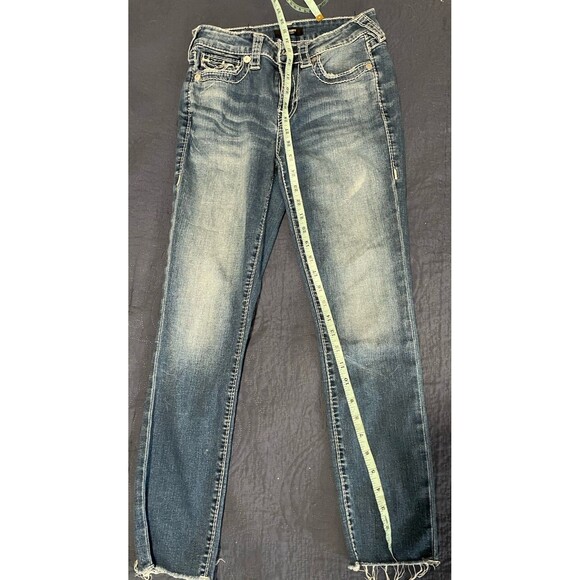 True Religion Jennie Curvy Mid Rise Denim Capri Size 27 Light Wash Jean - Picture 12 of 12